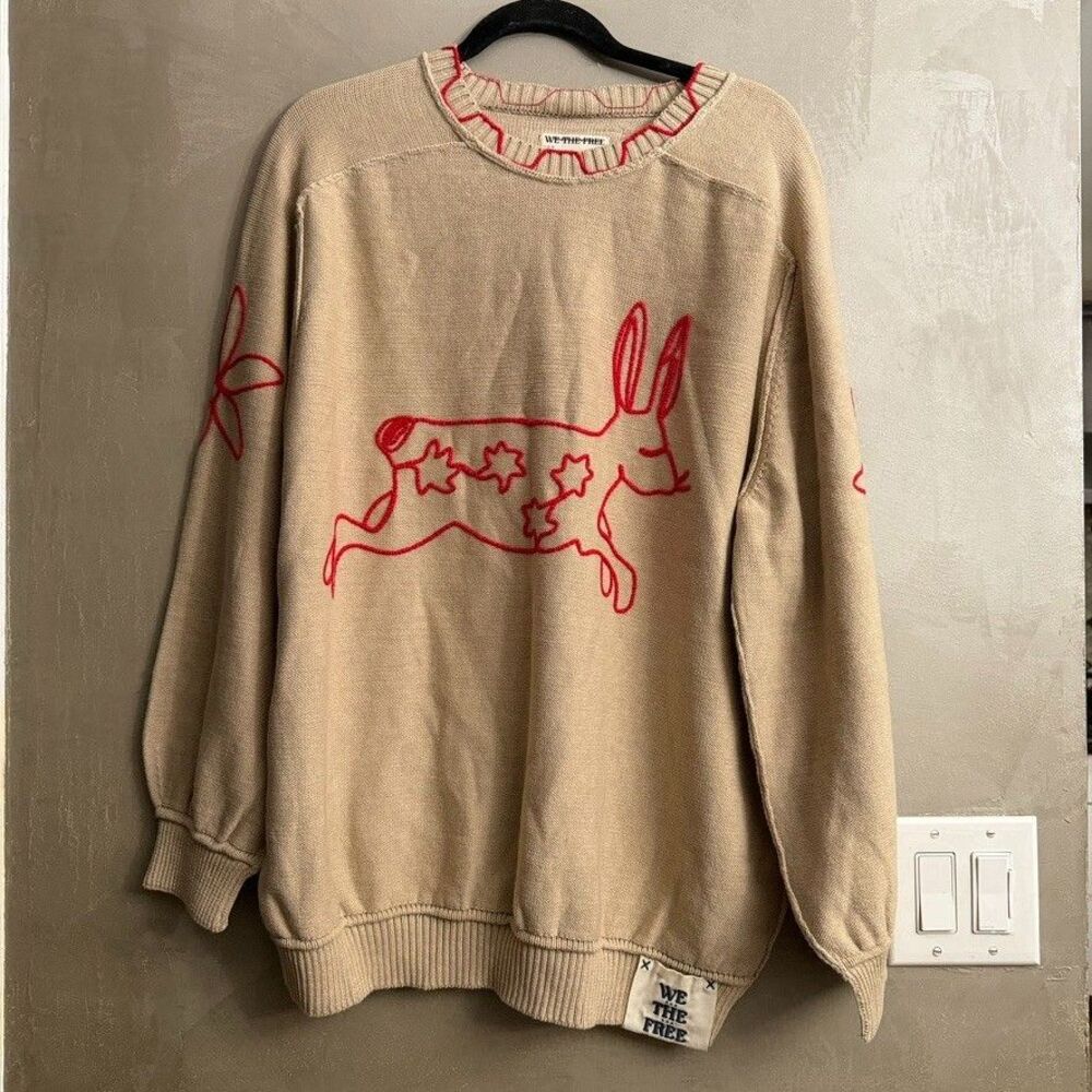 Free People We The Free Bunny Graphic Crewneck Sweater Medium M NEW - Picture 3 of 7
